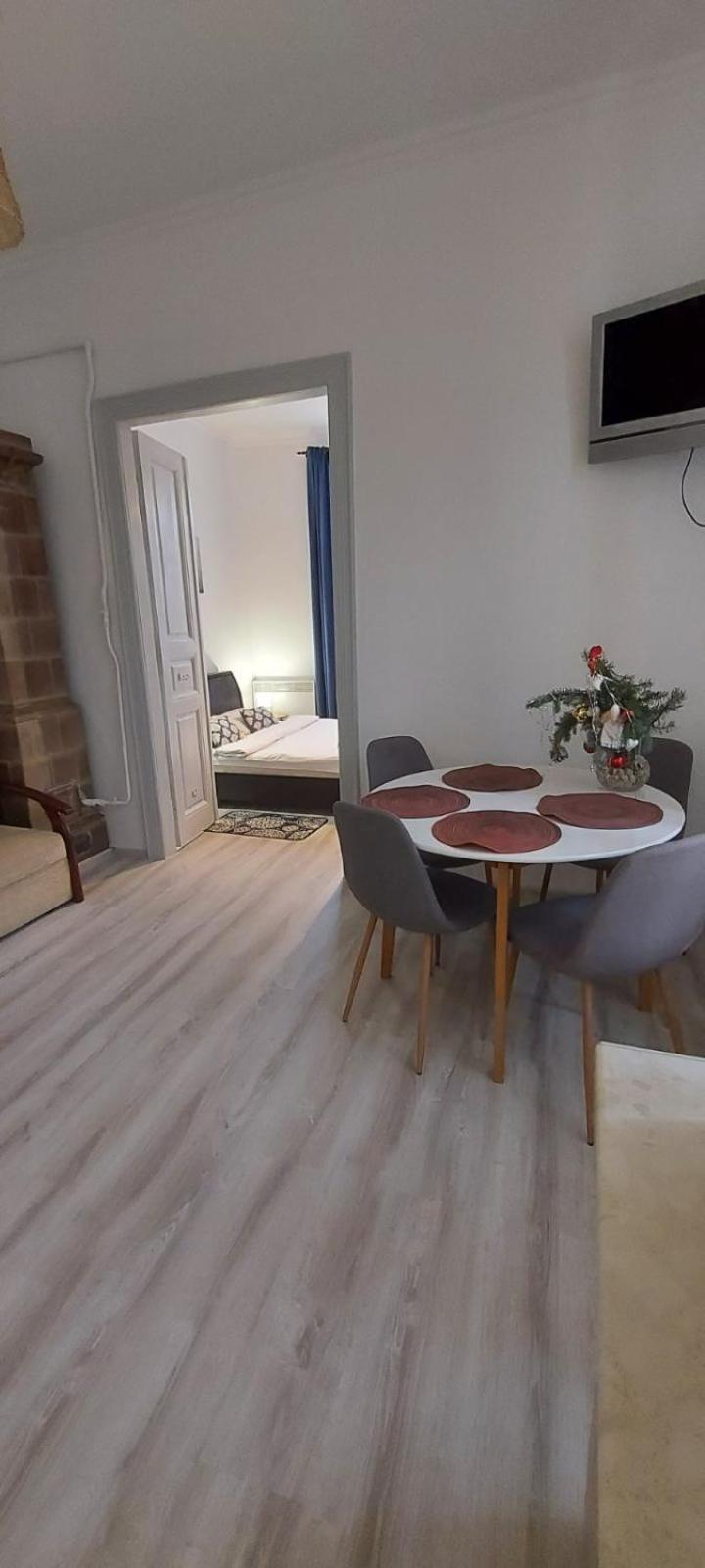 White Rooms On City Center Λβιβ Εξωτερικό φωτογραφία
